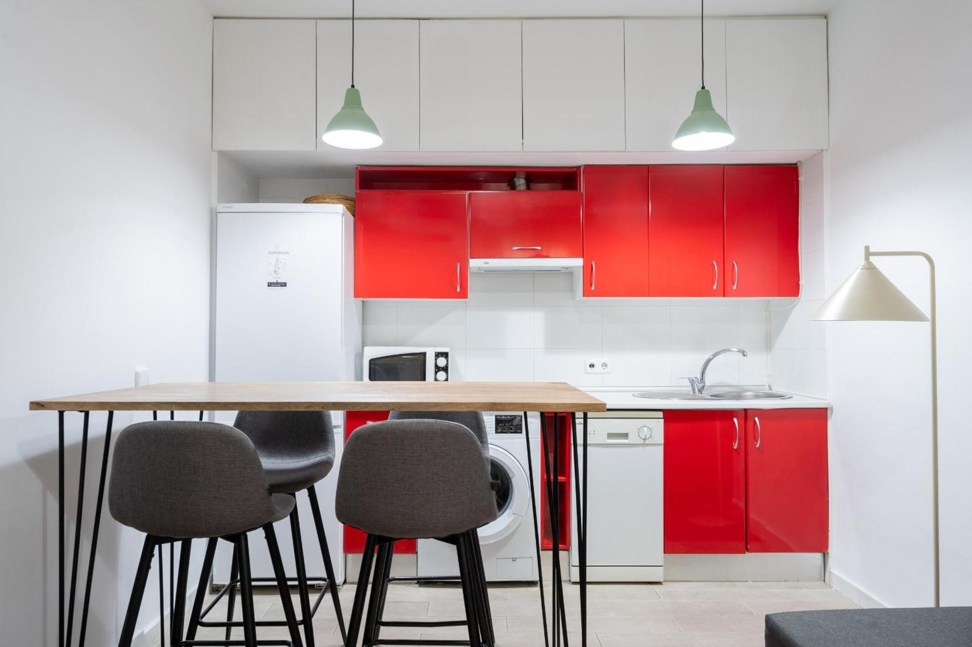 Apartamento En Chueca Para 4 Personas Alquiler Temporal مدريد المظهر الخارجي الصورة