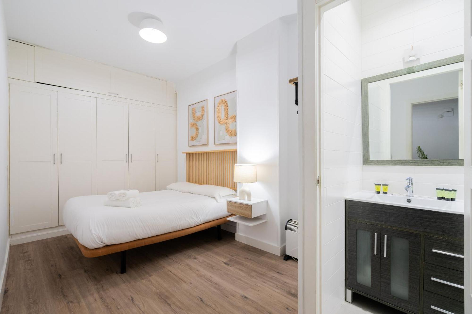 Apartamento En Chueca Para 4 Personas Alquiler Temporal مدريد المظهر الخارجي الصورة