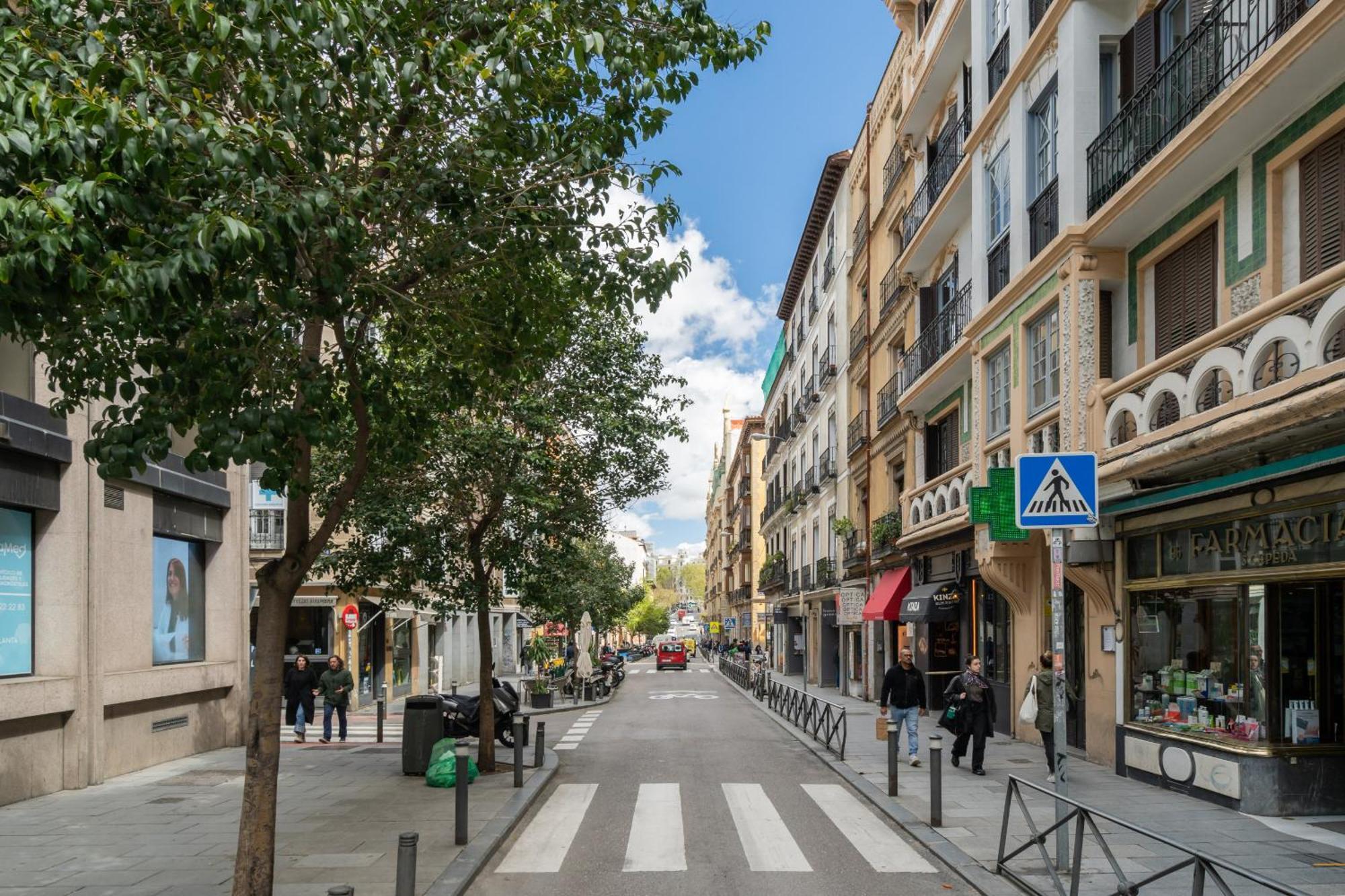 Apartamento En Chueca Para 4 Personas Alquiler Temporal مدريد المظهر الخارجي الصورة